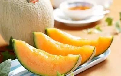 今天吃哈密瓜,哈密瓜的甜蜜邂逅